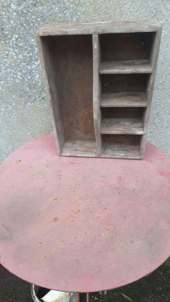 Ancienne servante d'atelier 5 Auvers-Saint-Georges (91)