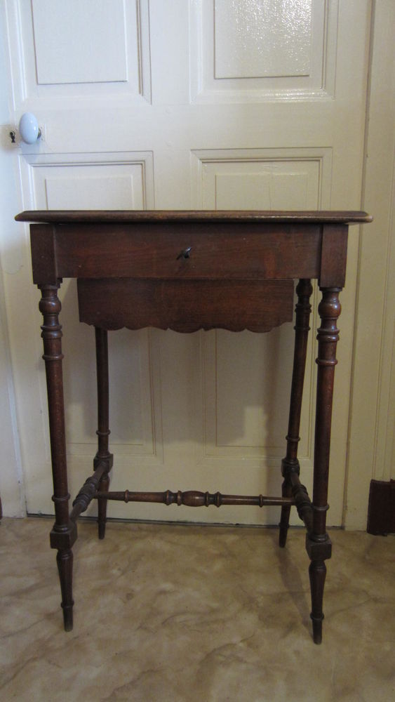 Ancienne table travailleuse � couture 60 Tavaux (39)