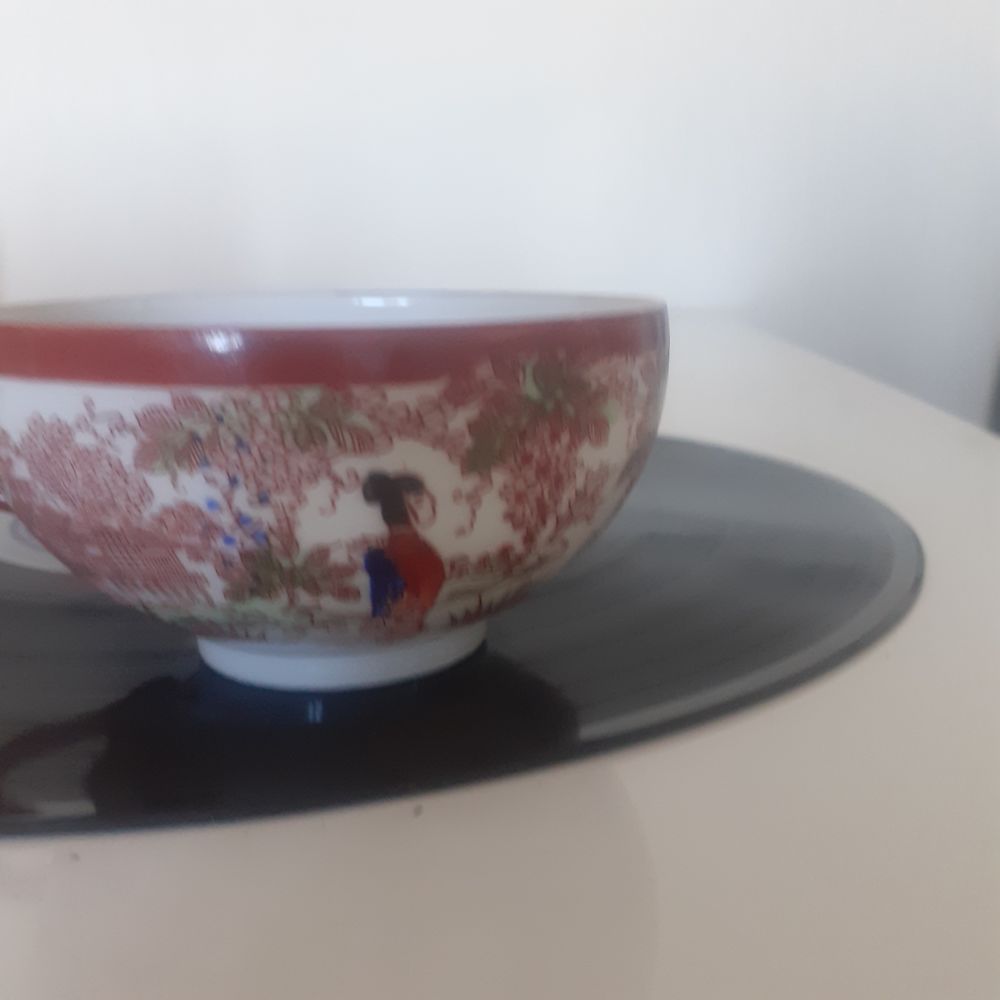 5 Ancienne Tasse et Sous Tasse en Porcelaine Fine Japonais M 30 Fleury-les-Aubrais (45)