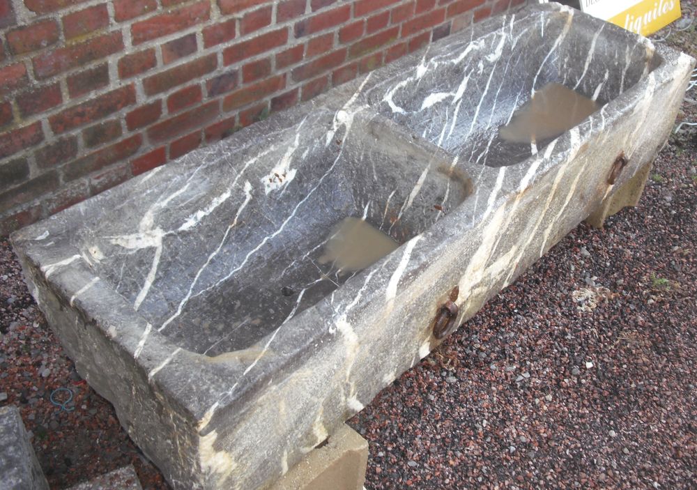 ANCIENNES MANGEOIRES 600 Plomion (02)