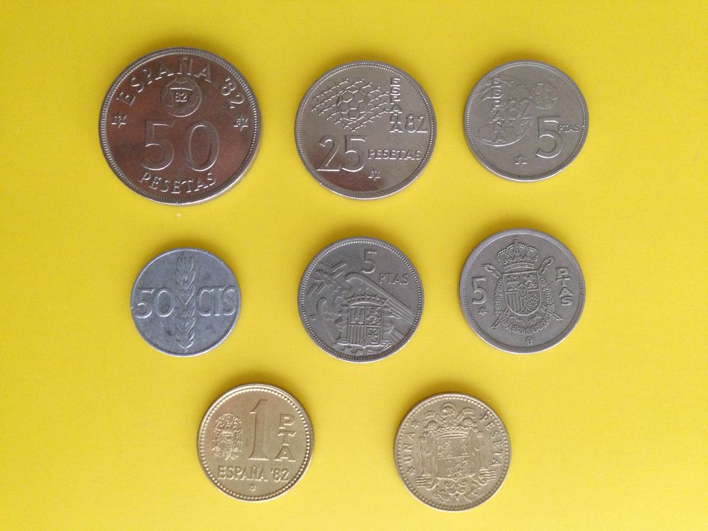 Lot d'anciennes pi�ces de monnaie Espagnol (s�rie du Mondial 25 Saint-Vallier (71)