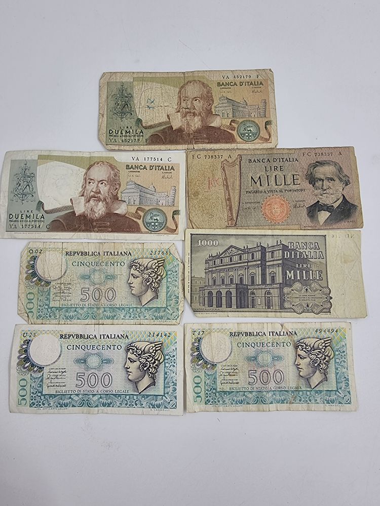 Lot de de 7 anciens billets de banque de 2 x 2000, 3 x 1000 6 Vulbens (74)