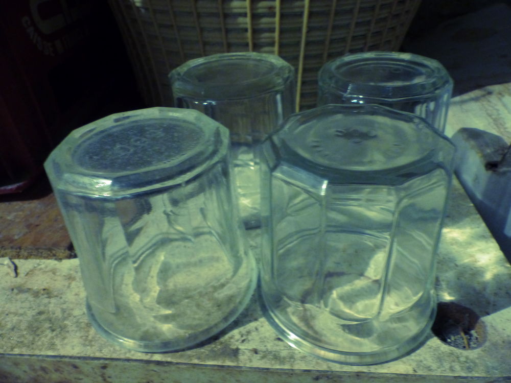  anciens pots de confiture 0 Saint-Bonnet (16)