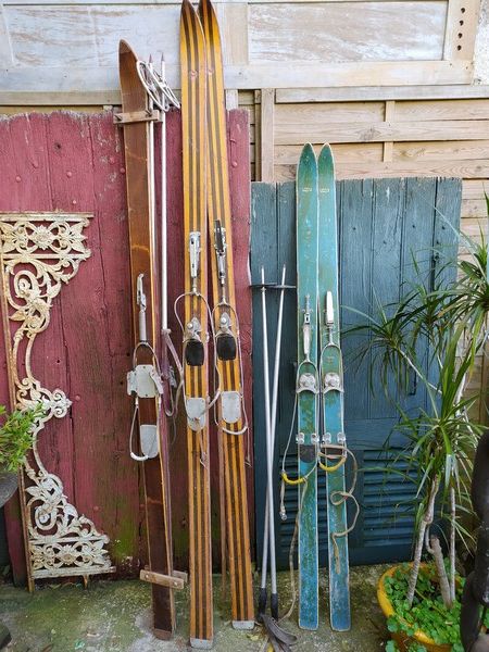 Anciens Skis Bois Vintage D�co Sport Chalet Montagne
120 Loches (37)