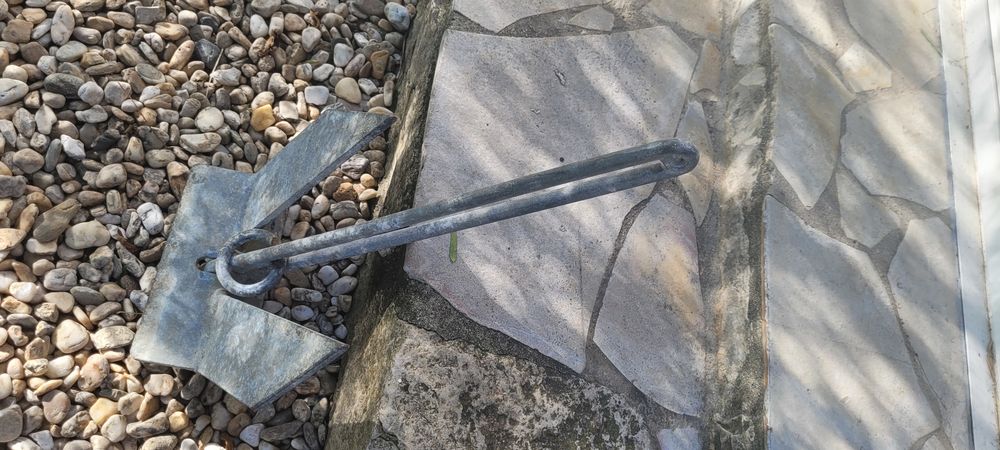 ANCRE DE BATEAU 18 Calvisson (30)