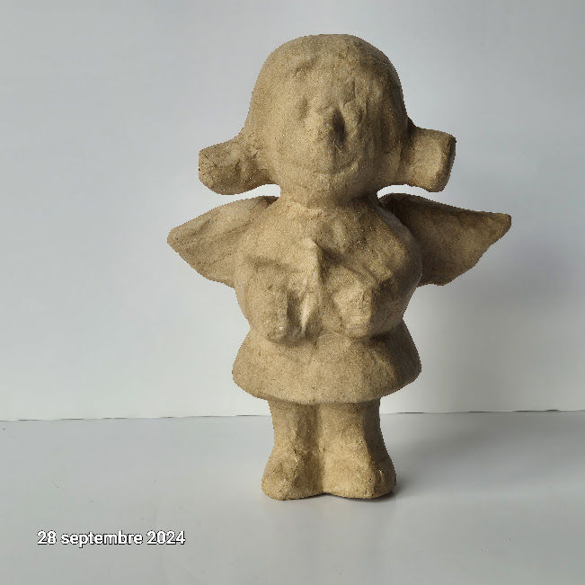 Un ange � d�corer, en papier m�ch� 7 Saumur (49)