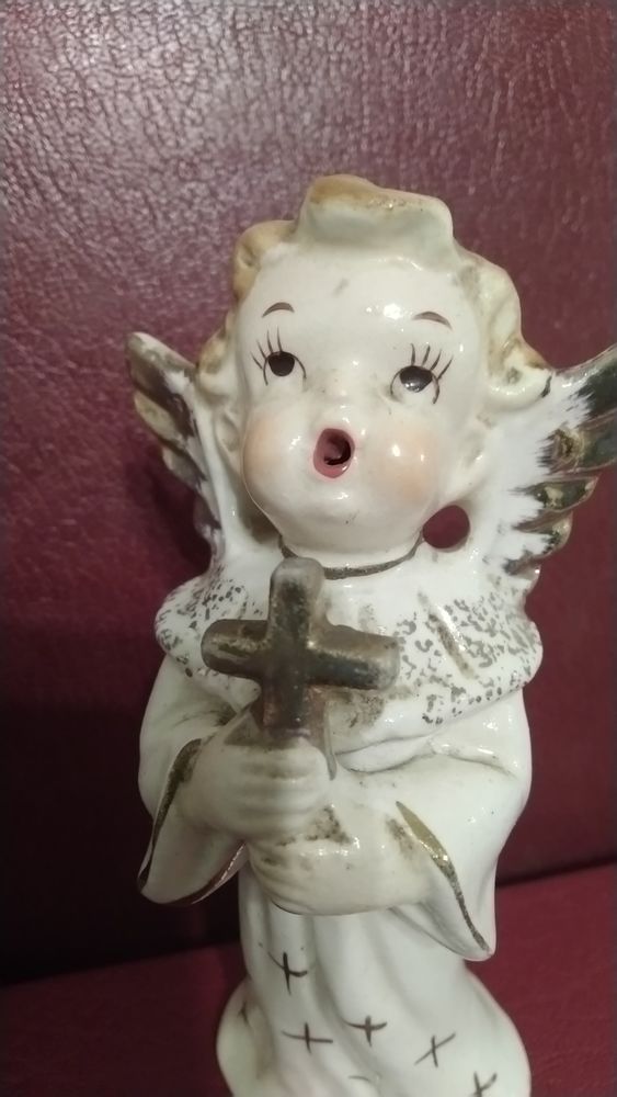 Ange de No�l en porcelaine 4 Tilloy-l�s-Mofflaines (62)