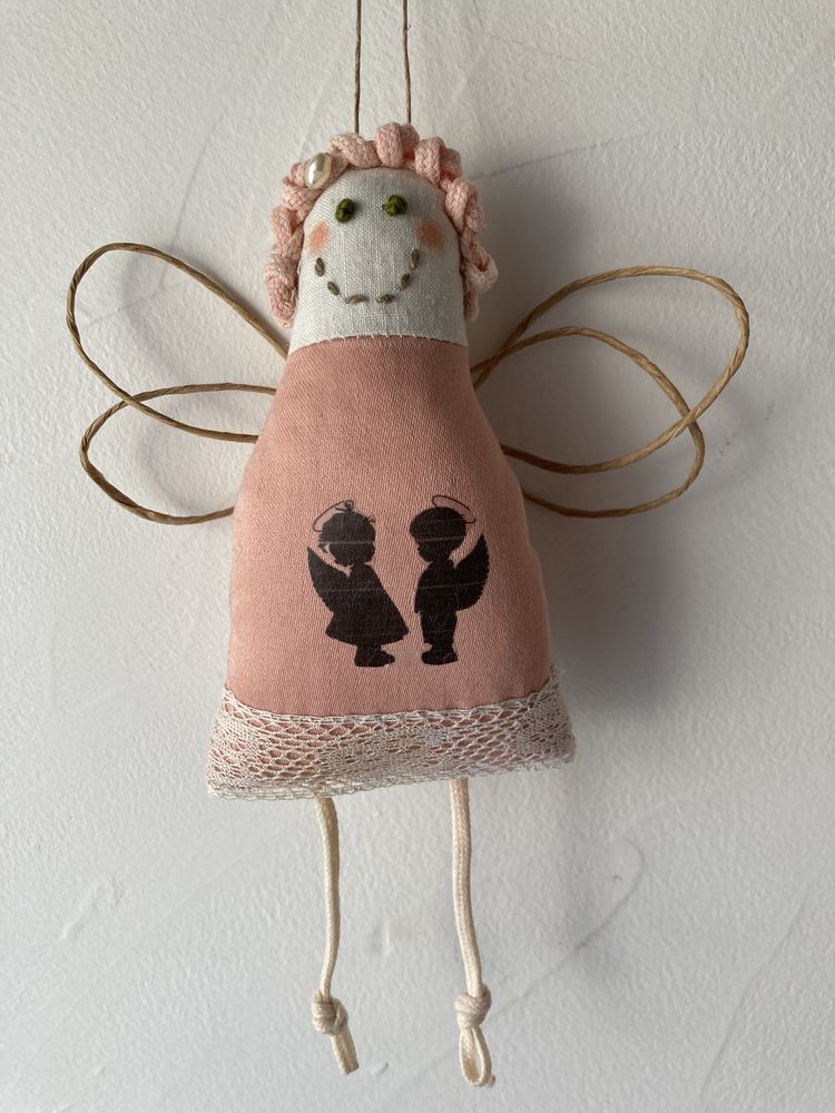 Ange � suspendre.
12 Saint-Ismier (38)