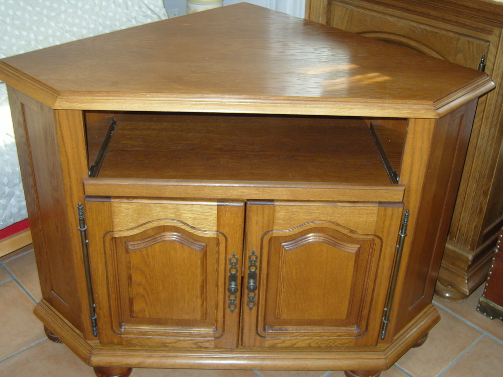 BAR D ANGLE DE TELE 40 Bourbourg (59)