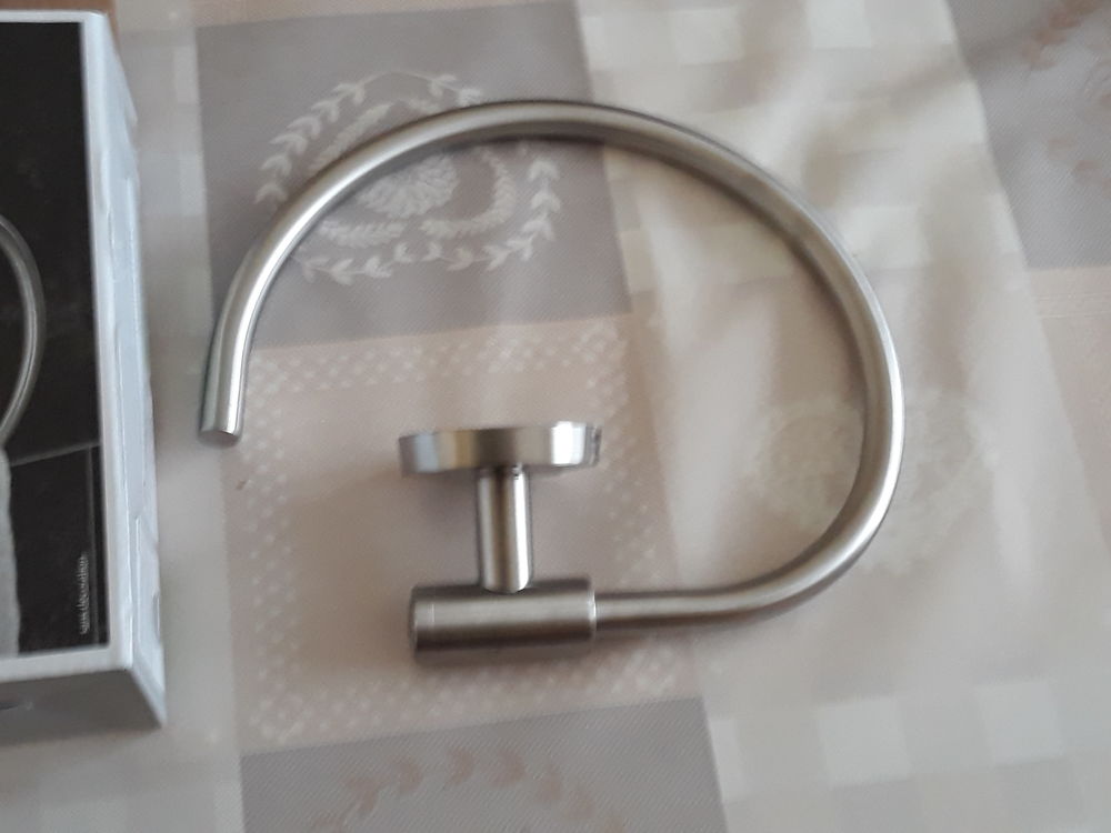 Anneau porte-serviette 7 Dreux (28)