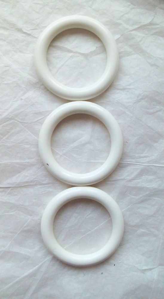 3 anneaux en plastique blanc de 7 cm de diam�tre 7 Villeurbanne (69)