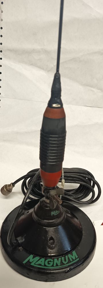 antenne C-B magnum aimant�� 1m58 15 Marignane (13)