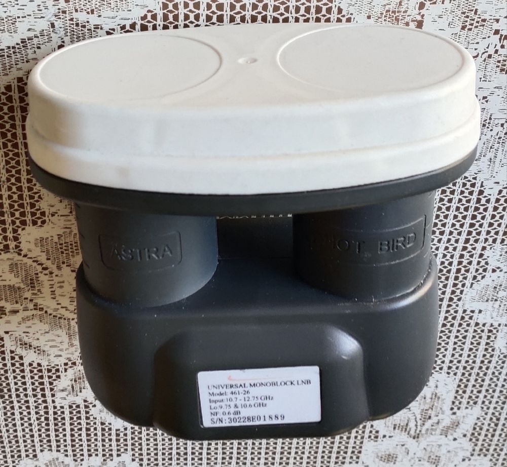 Antenne satellite recevant une double t�te 20 Bondy (93)