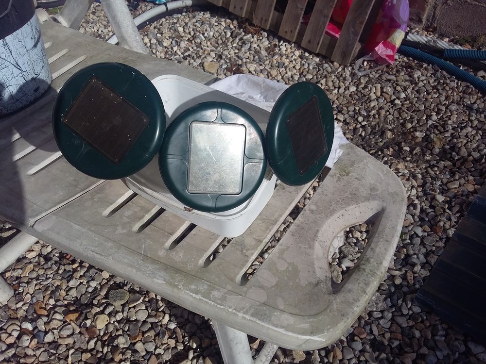 Anti taupe solaire provenance Ducatillon 15 Sotteville-l�s-Rouen (76)