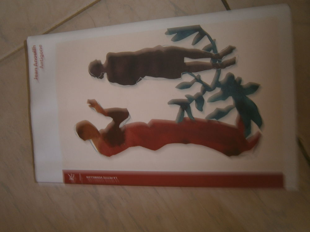 - Antigone - 
version livre de poche 2 Annonay (07)