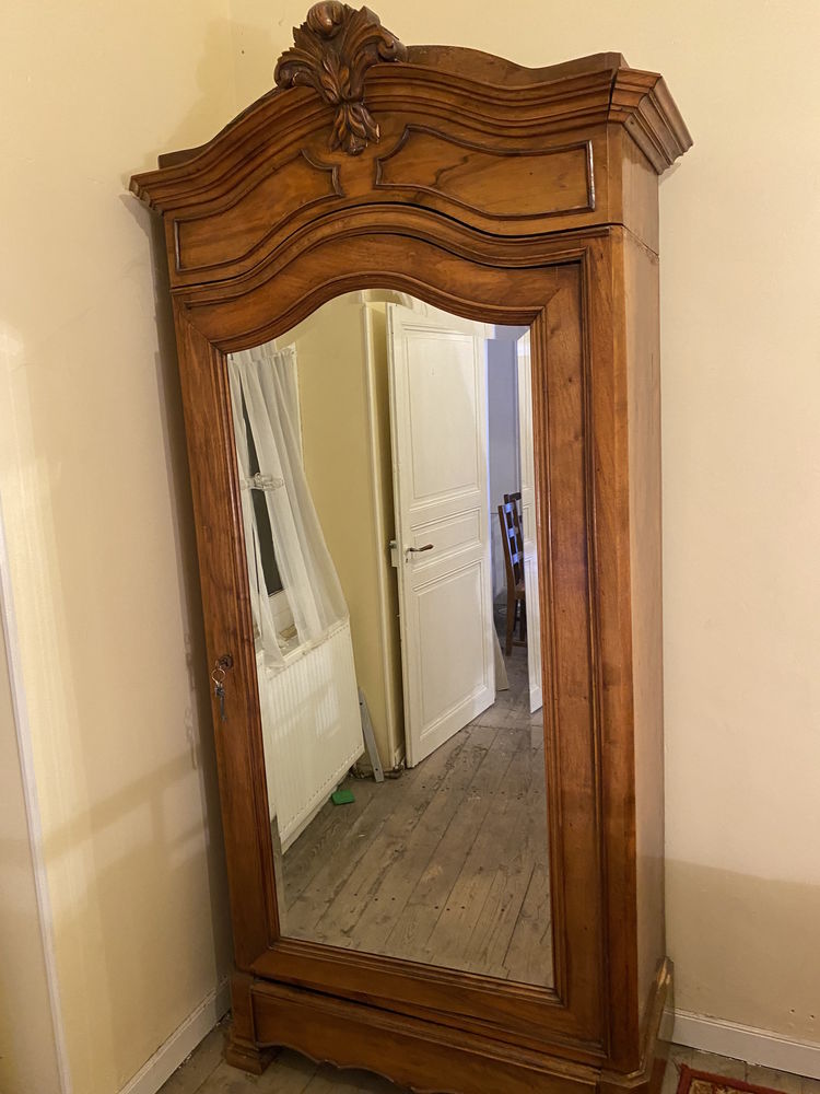 Antique: Armoire avec miroir, gardeuse, etc. 0 Mirandol-Bourgnounac (81)