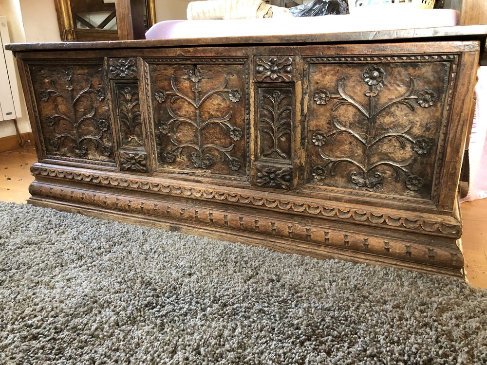 ANTIQUIT� - ANCIEN COFFRE (non dat�) 1200 Saint-Jean-Cap-Ferrat (06)