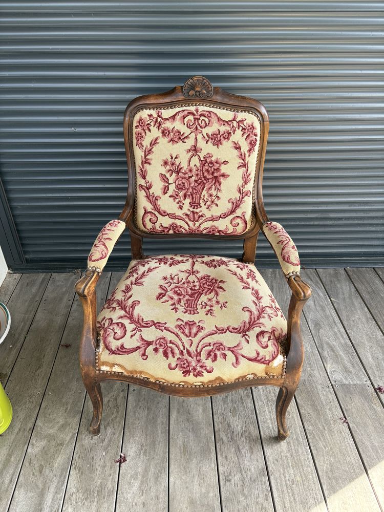 Antiquit� fauteuil style Louis XV bois massif 250 Saint-Pierre-d'Aurillac (33)