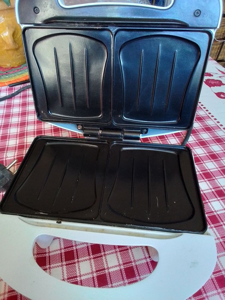 Appareil croque monsieur 3 Varaville (14)