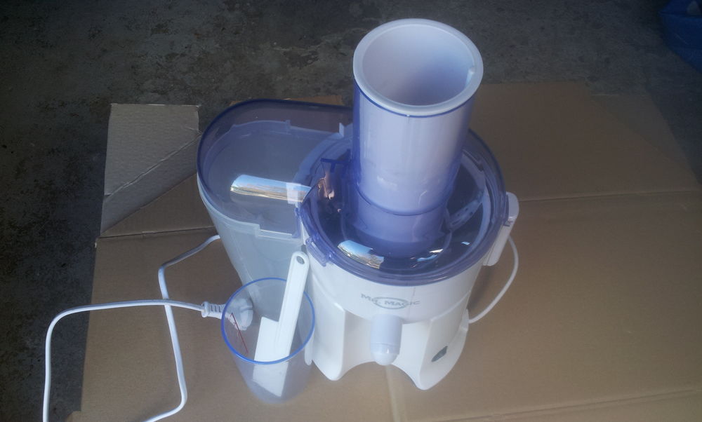 Appareil a jus de fruitss 30 Lucenay (69)