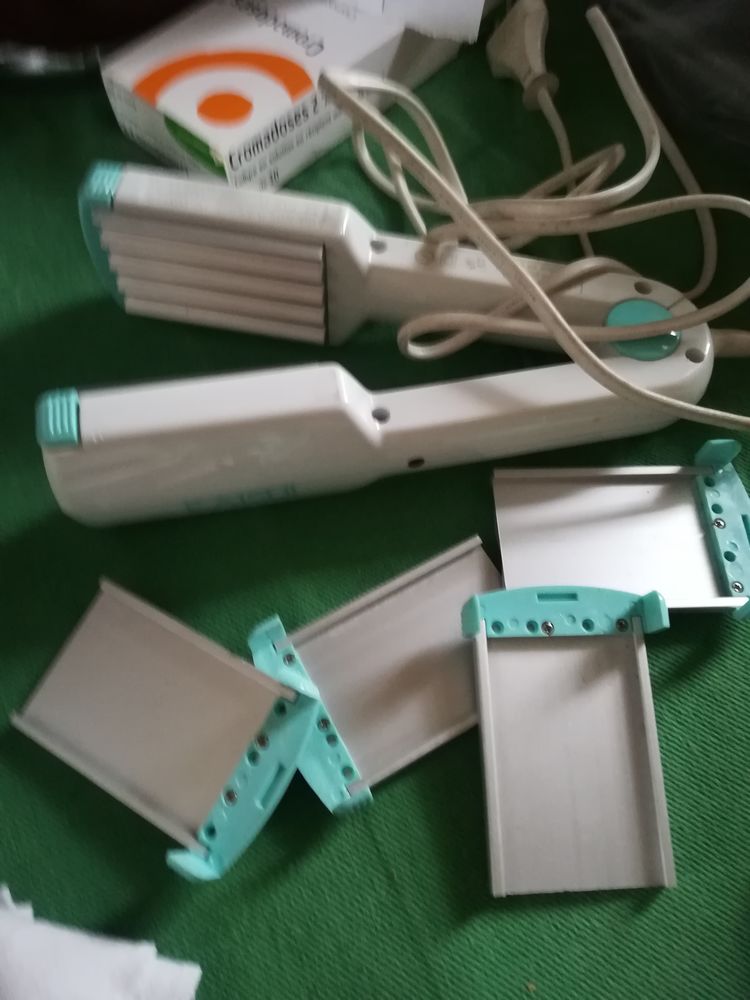 Appareil � gaufr�e les cheveux 15 Pantin (93)