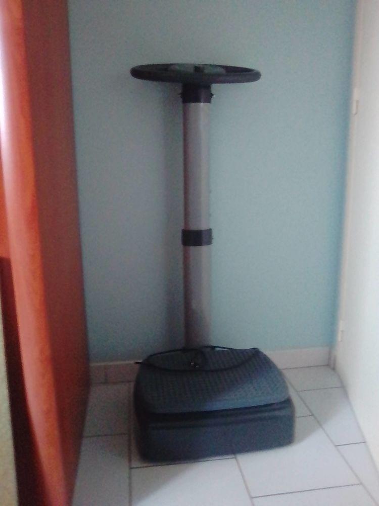 Appareil de musculation LANAFORM
50 Toulon (83)