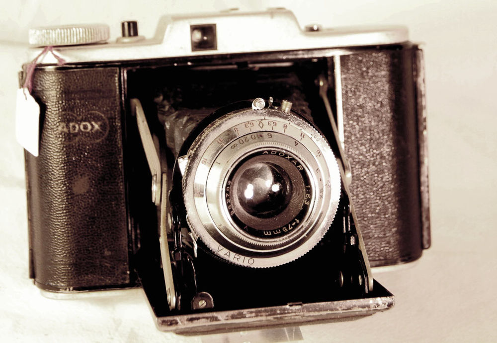 appareil phot ADOX  folding ( soufflet) de collection 30 Saint-S�ri�s (34)