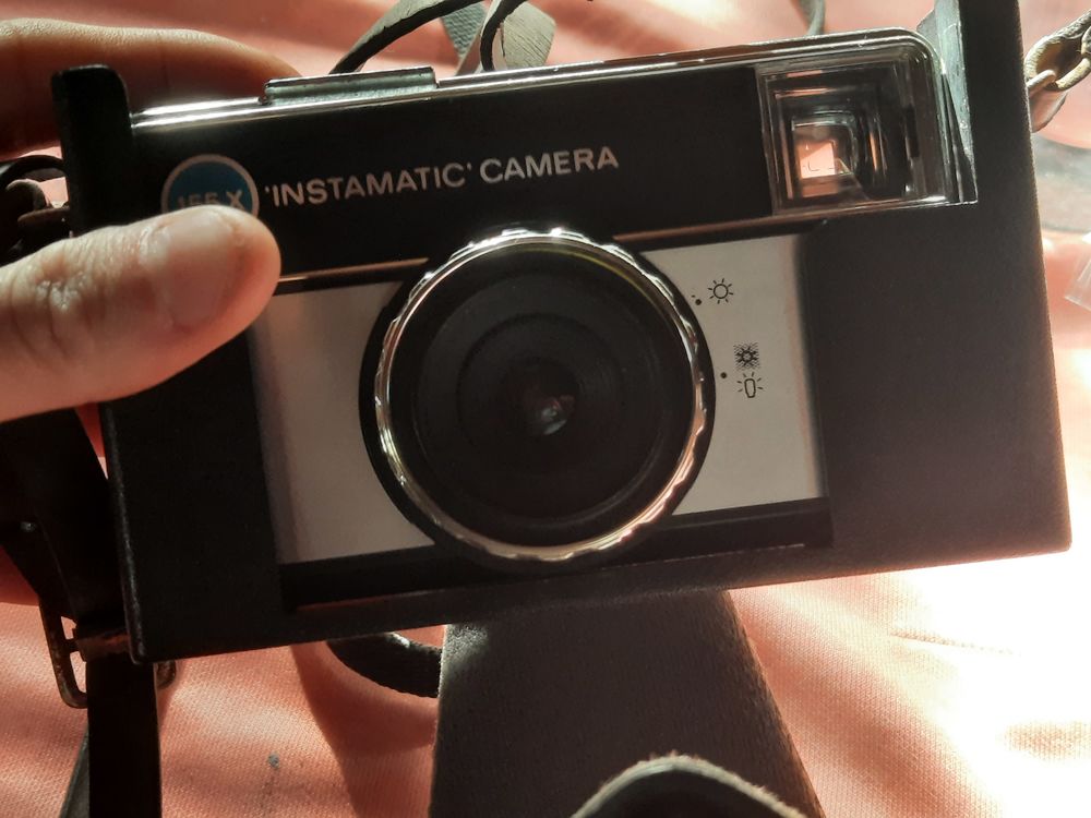 Appareil photo ann�e 70 50 Contamine-sur-Arve (74)