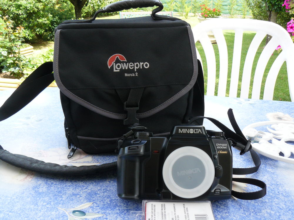 Appareil photo argentique MINOLTA 600 SI
30 Tesson (17)