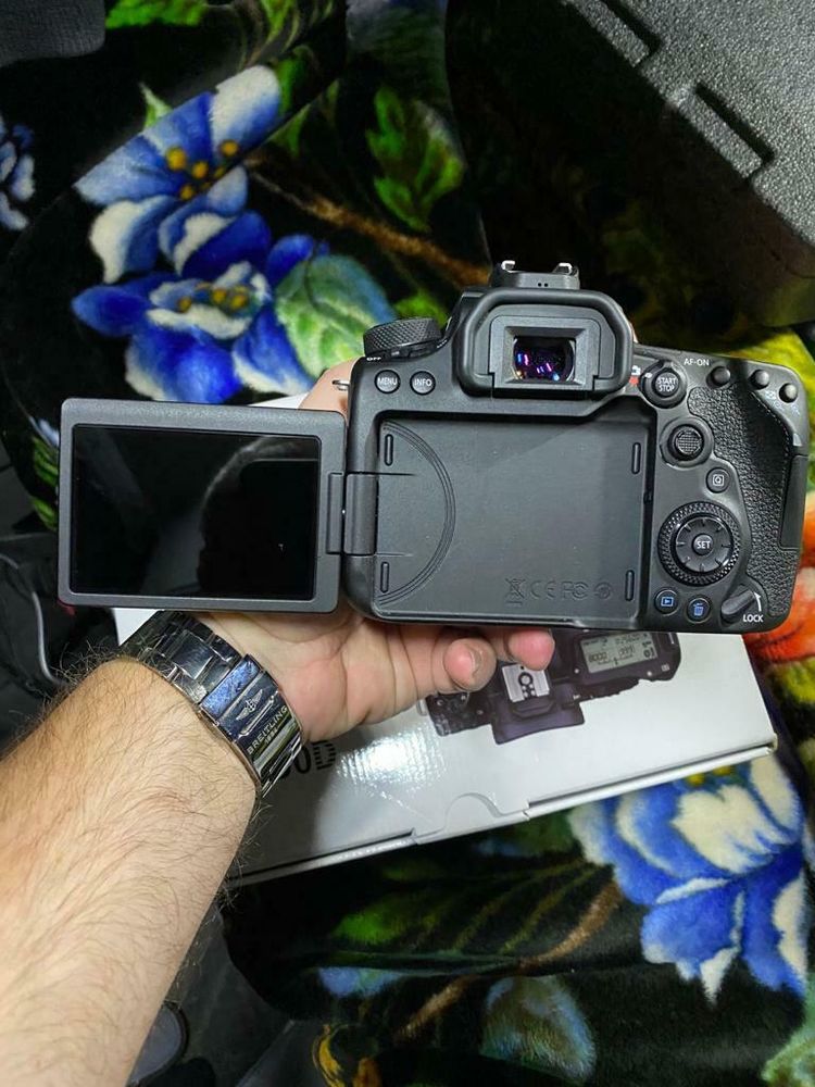 appareil photo Canon EOS 90D 675 Roanne (42)