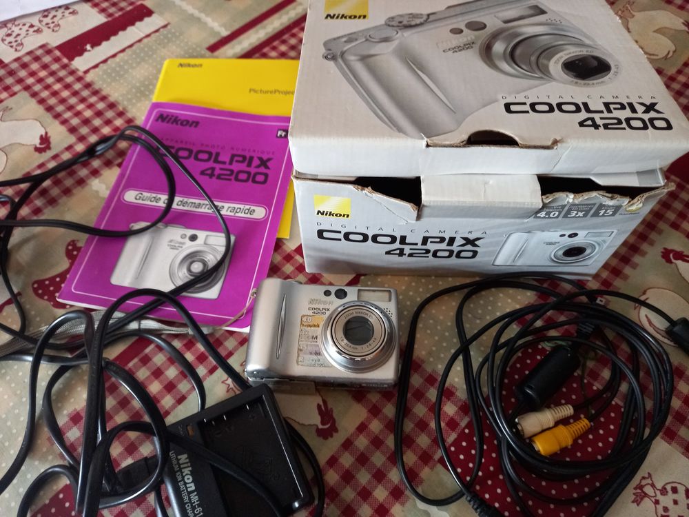 Appareil photo coolpix 30 Comblanchien (21)