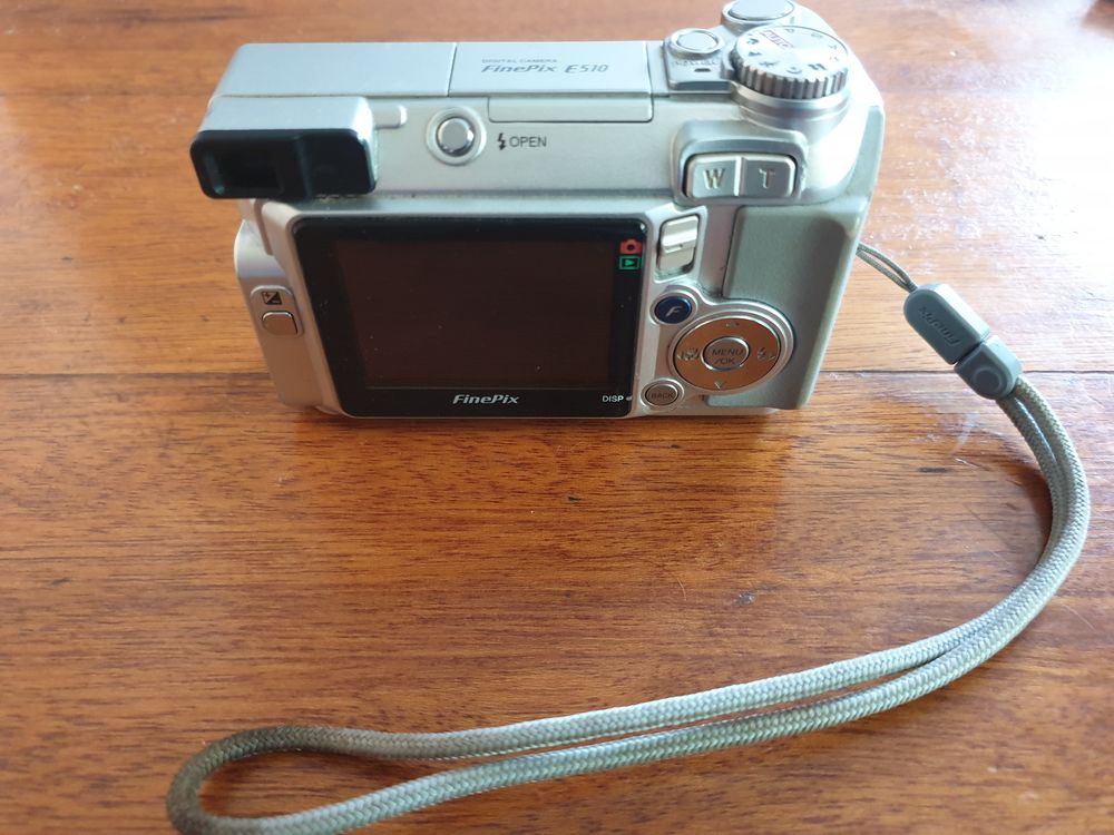 Appareil photo Fujifilm E510 60 Bordeaux (33)