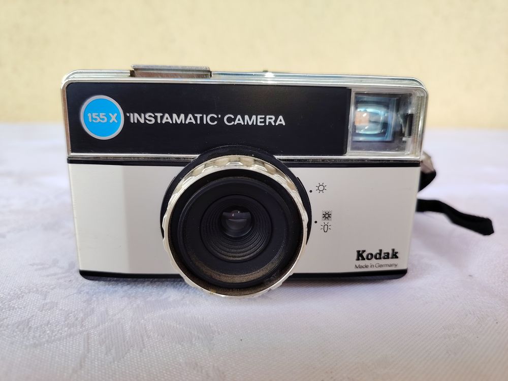 Appareil photo KODAK Instamatic 155x
25 Salon-de-Provence (13)