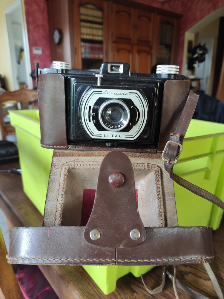 Appareil photo Lutac 10 Sardieu (38)