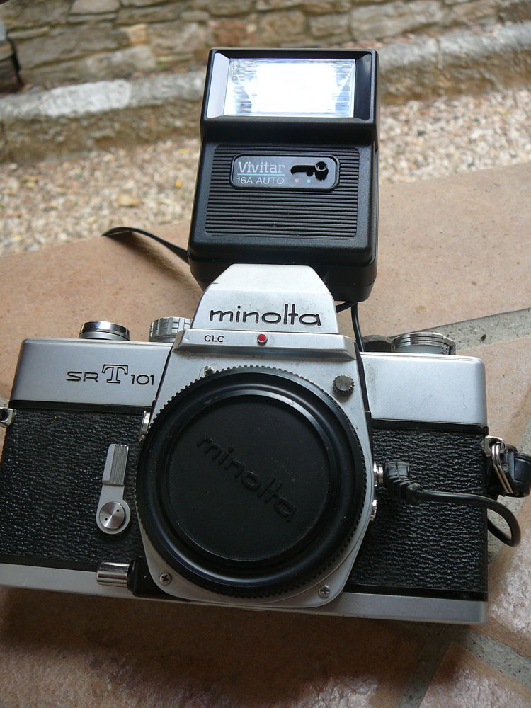 APPAREIL PHOTO MINOLTA  SRT 101 + FLASH 
AVEC 3 OBJECTFS 210 Trets (13)