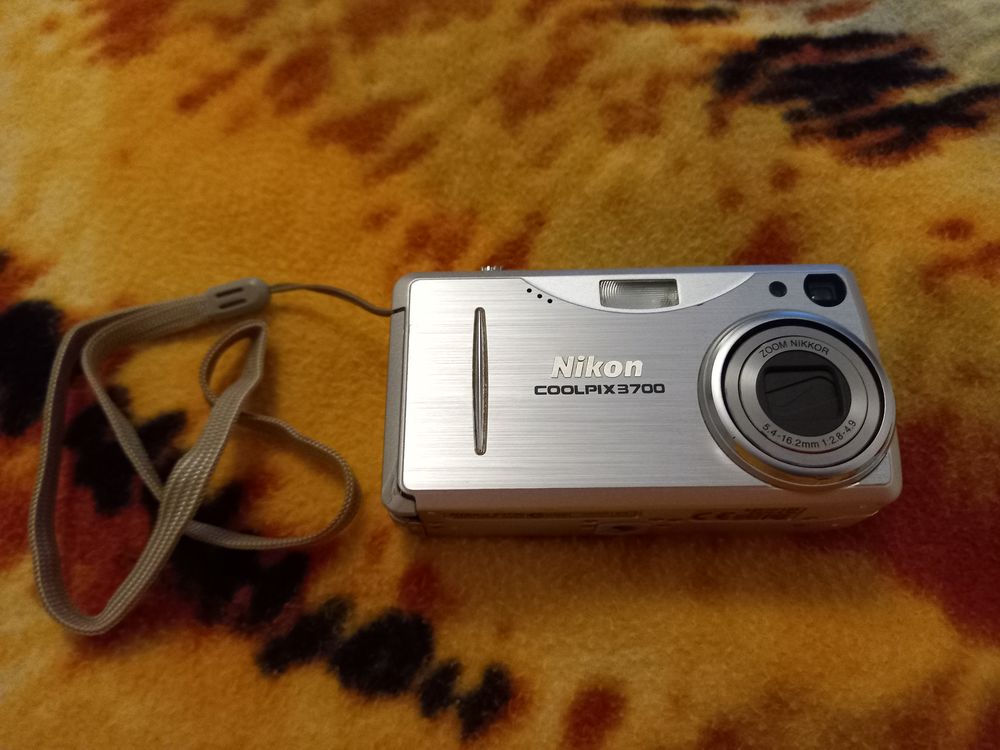 Appareil photo nikon coolpix 3700 3,2 megapixel tr�s bon �ta 70 Saint-�tienne (42)
