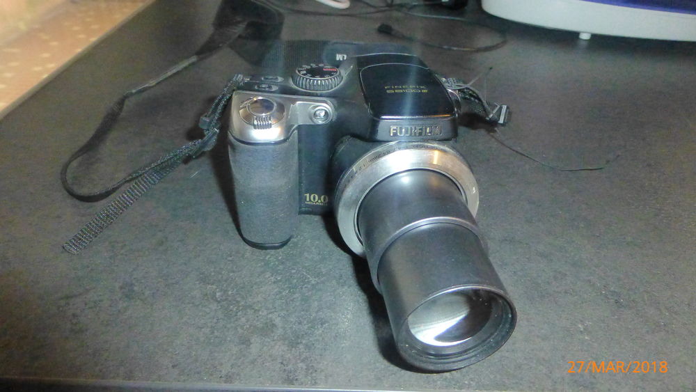 Appareil Photo Num�rique Fuji � zoom TBE 45 Mondelange (57)