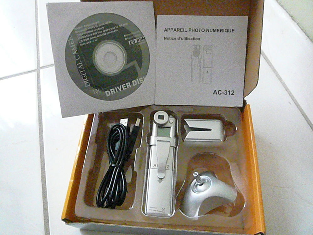 Appareil photo num�rique AC-312 12 Franqueville-Saint-Pierre (76)