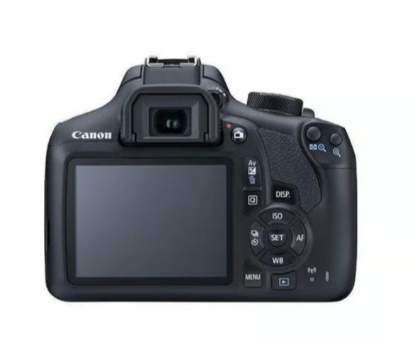 appareil photo +objectif. 350 Bagneaux-sur-Loing (77)