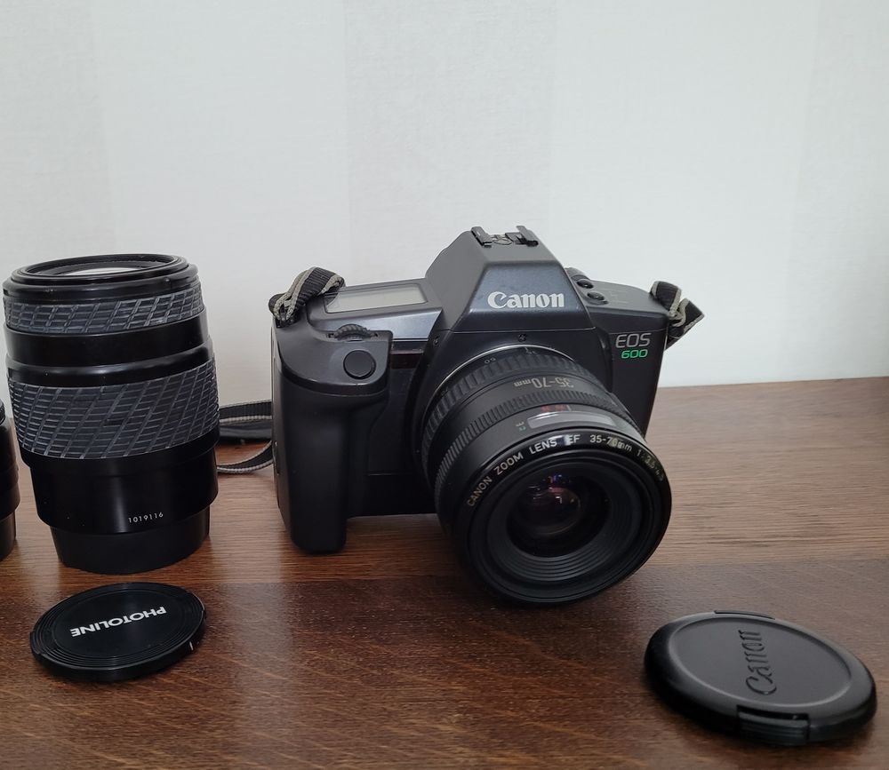 Appareil photo r�flex argentique Canon EOS 600 + 1 objectif 220 Arras (62)