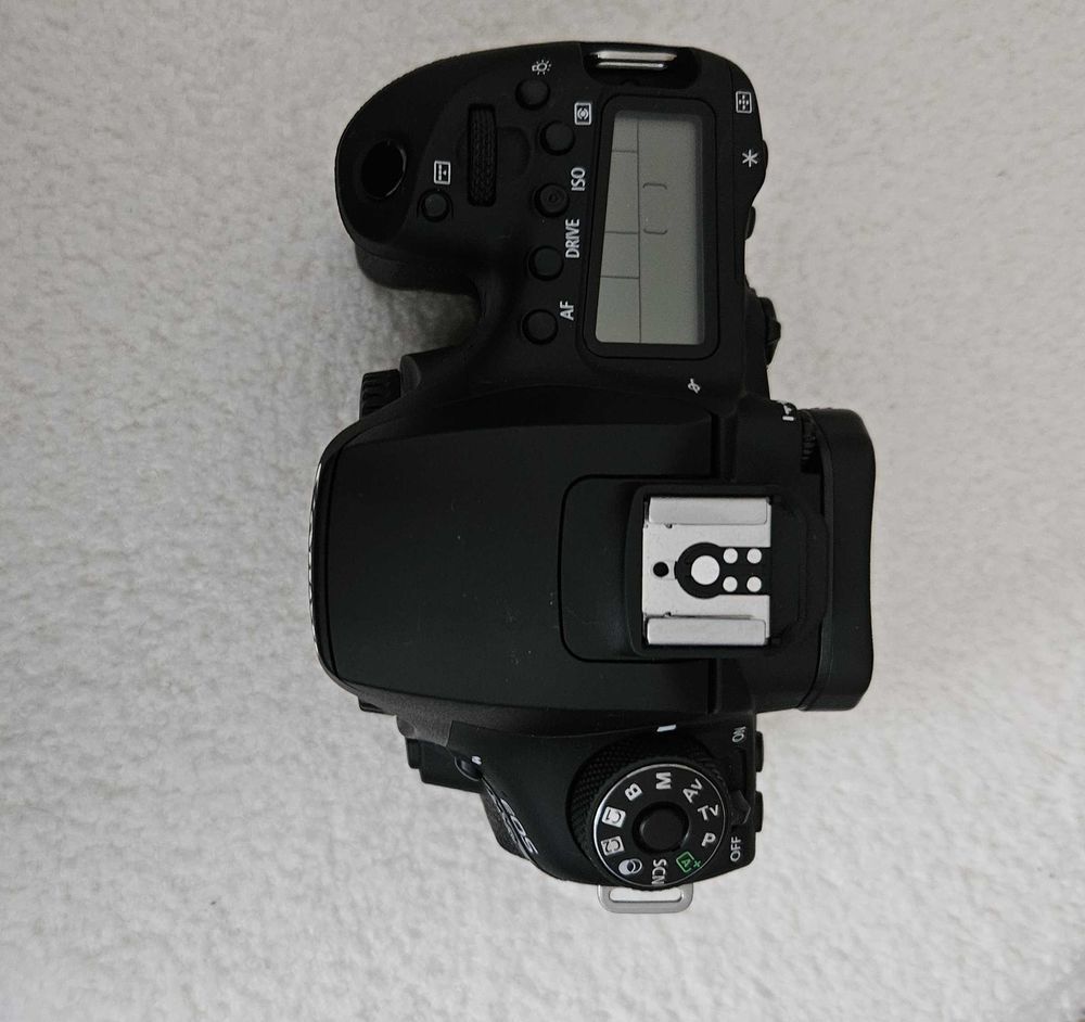 Appareil photo reflex Canon 90D + tr�pied + Sac 750 Dourdan (91)