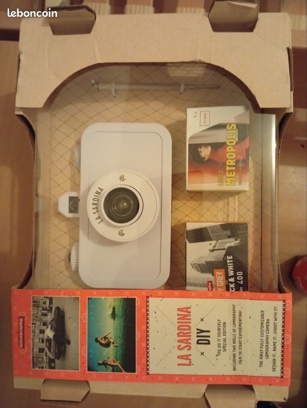 Appareil photo La Sardina neuf. jamais d�ball�. 25 Bully-les-Mines (62)
