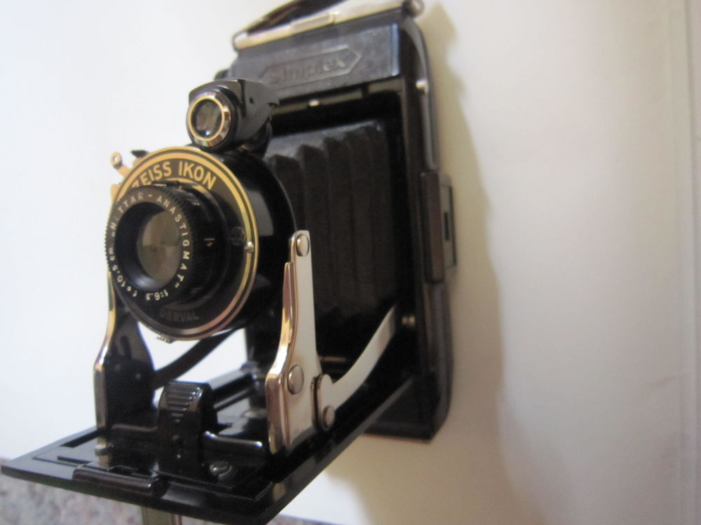 Appareil photo SIMPLEX ZEISS IKON
120 Salon-de-Provence (13)