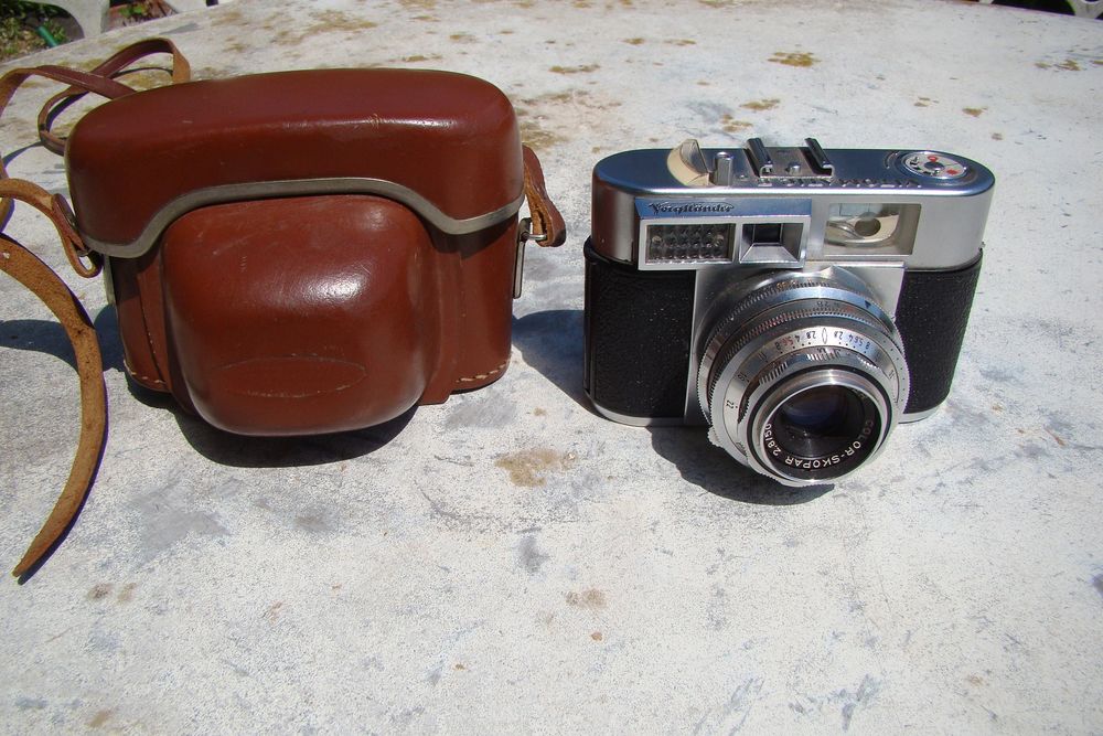 Appareil photo Voigtl�nder Vitomatic II a - ann�es 1960 
100 Gargenville (78)