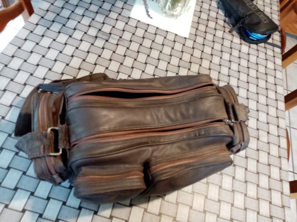 Appareil photos argentique FUJICA STX1 0 Roquefort-la-B�doule (13)