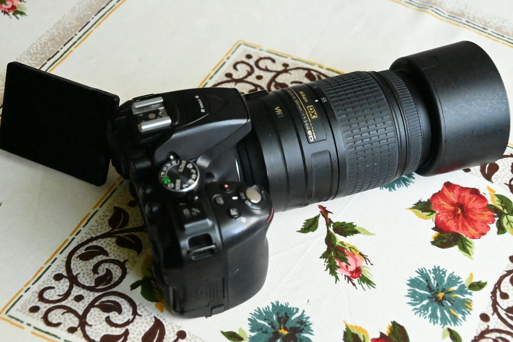 appareil photos quasi neuf nikon d 5300 350 Granville (50)