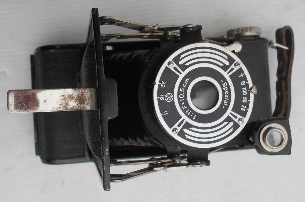 Appareil photos � soufflet ancien collection Sp�zial Germany 45 Castries (34)