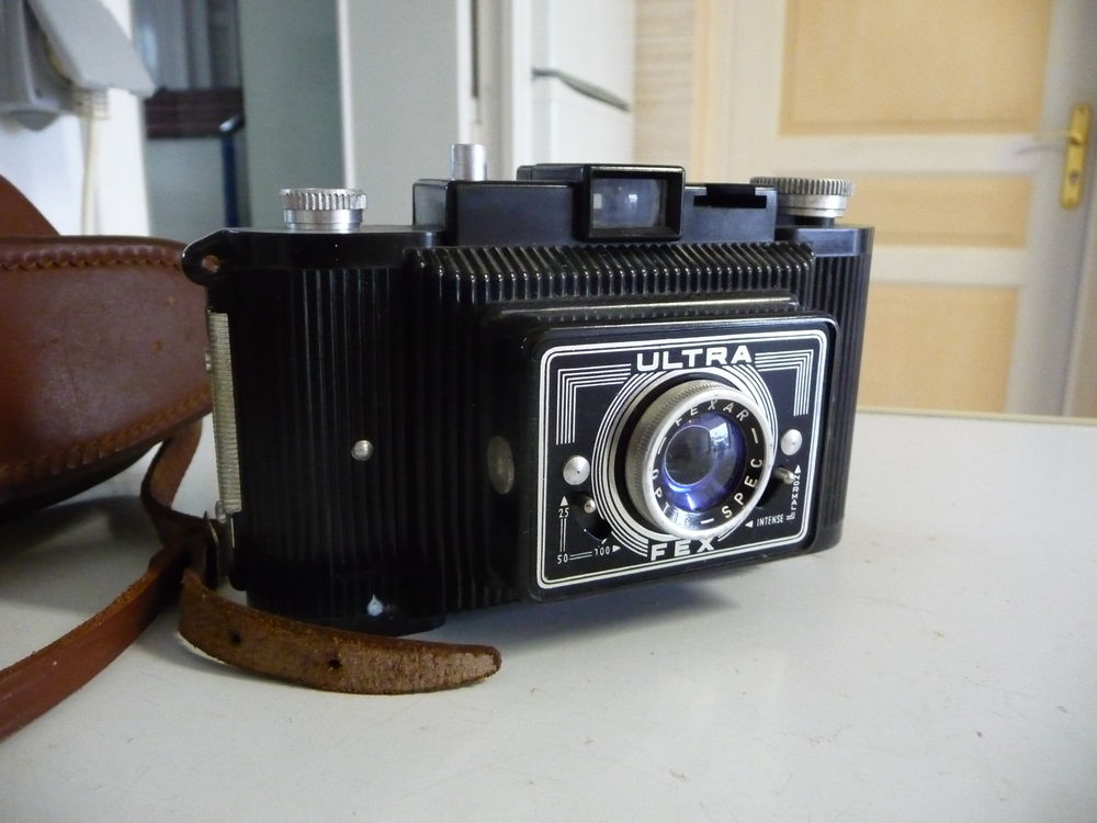 Appareil Photos ( Tr�s ancien ) 15 Ch�teau-Gontier (53)