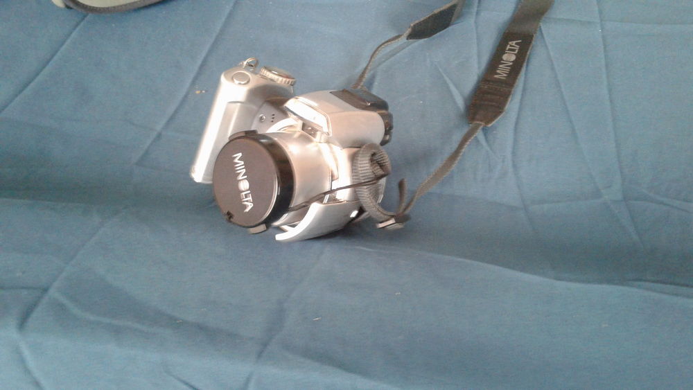 Appareil phots num�rique Minolta 50 Sainte-Verge (79)