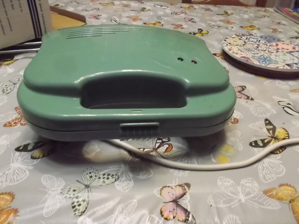 appareil pour croque monsieur 10 Nance (39)